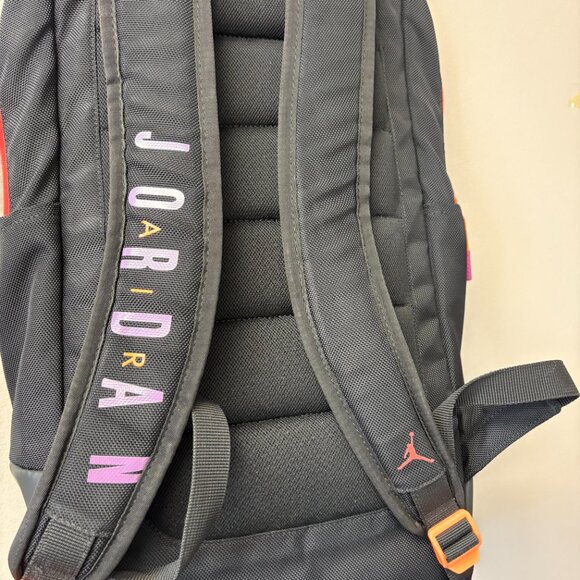 Nike Air Jordan HI-Vis Fluid backpack - Picture 2 of 7